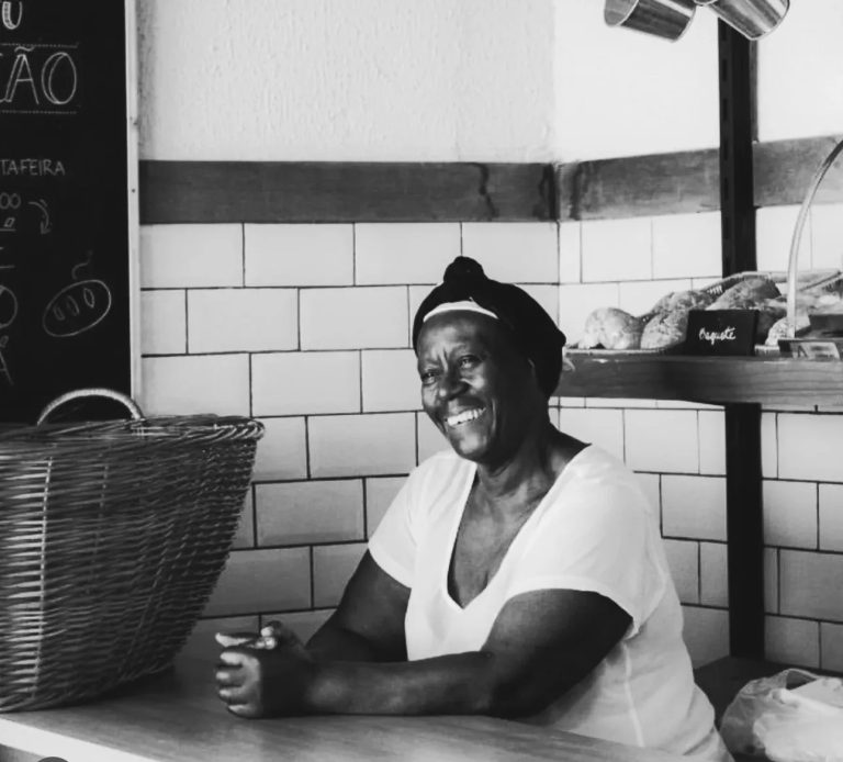 Morre Vó Tutu, a mulher que fez do pão uma revolução de amor